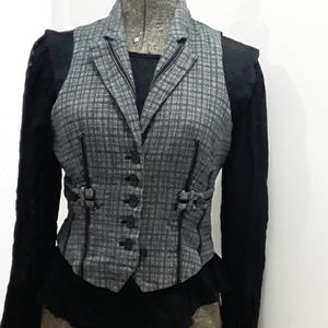 Size S Tailored vest